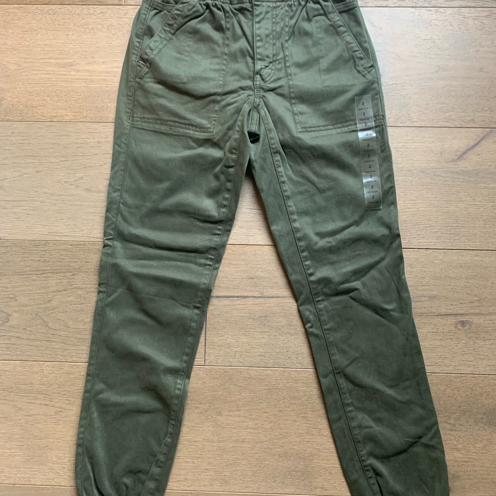 American Eagle Outfitters Green Cargo Joggers